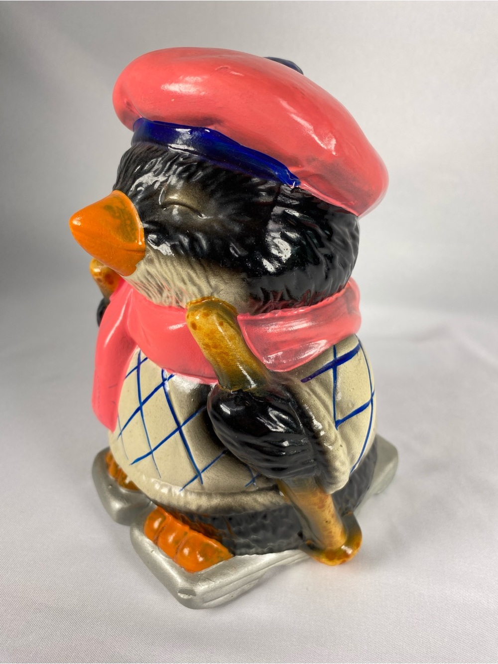 Vintage Ceramic Penguin Coin Bank Pink Scarf Skis Taiwan Christmas Winter Decor - Picture 5 of 7